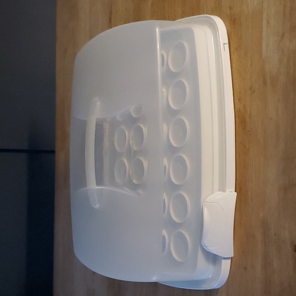 Cupcake holder! - Picture 2 of 8